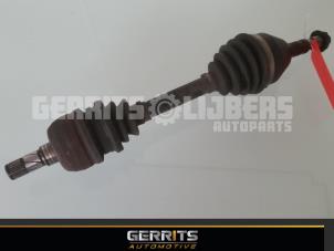 Used Front drive shaft, left Opel Zafira (M75) 1.9 CDTI Price € 40,70 Margin scheme offered by Gerrits Automotive