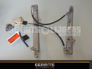 Używane Mechanizm szyby lewej przedniej wersja 4-drzwiowa Jeep Compass (PK) 2.2 CRD 16V 4x4 Cena € 52,80 Procedura marży oferowane przez Gerrits Automotive