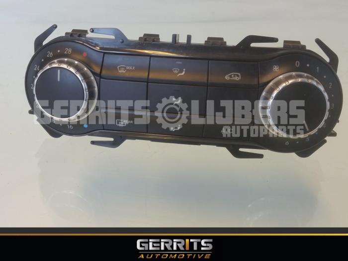 Begagnade Värmekontrollpanel Mercedes A (W176) 1.5 A-180 CDI, A-180d 16V Pris € 102,30 Marginaltabell erbjuds av Gerrits Automotive BV