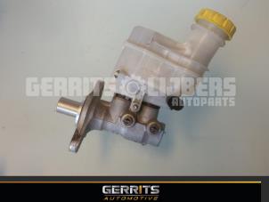 Używane Glówny cylinder hamulcowy Fiat 500 (312) 1.3 MJTD 16V Cena € 21,98 Procedura marży oferowane przez Gerrits Automotive