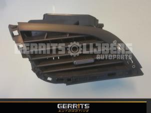 Used Dashboard vent Peugeot 207/207+ (WA/WC/WM) 1.6 16V VTi Price € 21,98 Margin scheme offered by Gerrits Automotive