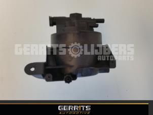 Used Fuel filter housing Peugeot 407 (6D) 2.0 HDiF 16V Price € 28,60 Margin scheme offered by Gerrits Automotive