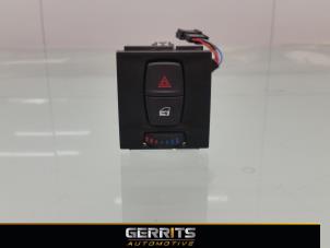 Used Panic lighting switch BMW 3 serie (F30) 320d 2.0 16V Efficient Dynamics Edition Price € 21,98 Margin scheme offered by Gerrits Automotive