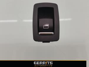 Used Electric window switch BMW 3 serie (F30) 320d 2.0 16V Efficient Dynamics Edition Price € 21,98 Margin scheme offered by Gerrits Automotive
