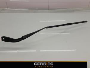 Used Front wiper arm BMW 3 serie (F30) 320d 2.0 16V Efficient Dynamics Edition Price € 24,20 Margin scheme offered by Gerrits Automotive
