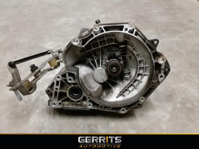Begagnade Växellåda Opel Corsa C (F08/68) 1.2 16V Pris € 101,20 Marginaltabell erbjuds av Gerrits Automotive BV