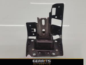 Used Gearbox mount Peugeot 208 I (CA/CC/CK/CL) 1.4 HDi Price € 25,30 Margin scheme offered by Gerrits Automotive