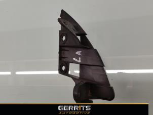 Used Rear bumper bracket, left Seat Altea XL (5P5) 2.0 TDI 16V Price € 21,98 Margin scheme offered by Gerrits Automotive