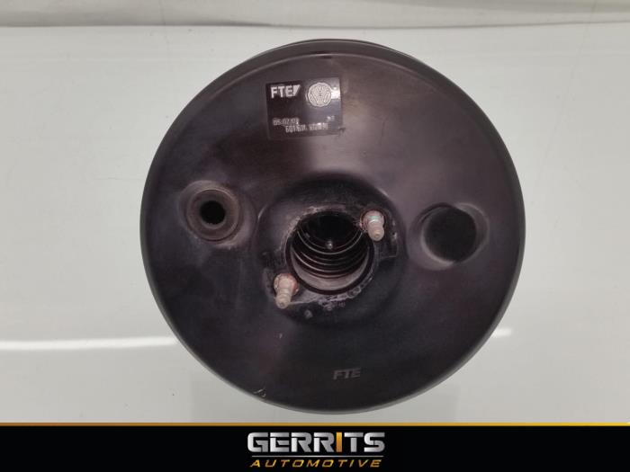 Usagé Servo frein Volkswagen Polo IV (9N1/2/3) 1.9 SDI Prix € 32,98 Règlement à la marge proposé par Gerrits Automotive BV