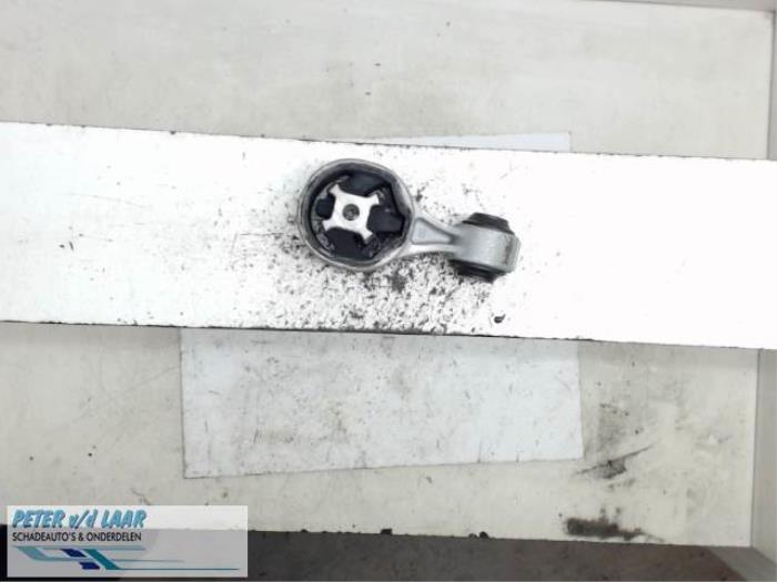 Used Engine mount Nissan Qashqai (J11) 1.6 dCi All Mode 4x4-i Price € 30,00 Margin scheme offered by Autodemontage van de Laar