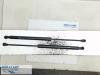 Renault Clio IV (5R) 1.2 TCE 16V GT EDC Set of tailgate gas struts
