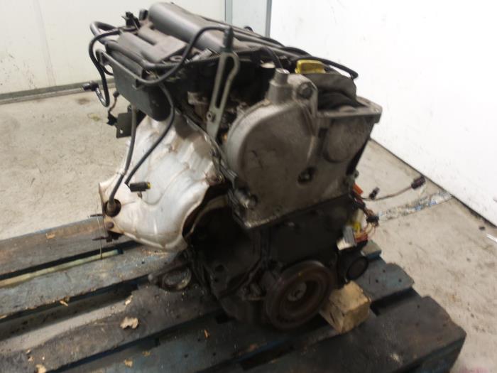 Used Engine Renault Scénic II (JM) 1.6 16V Price € 350,00 Margin scheme offered by Autodemontage van de Laar