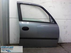 Używane Drzwi prawe przednie wersja 4-drzwiowa Opel Monza Cena € 150,00 Procedura marży oferowane przez Autodemontage van de Laar