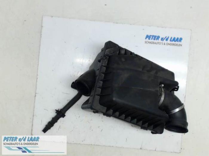 Begagnade Luftfilterhus Opel Astra H SW (L35) 1.3 CDTI 16V Ecotec Pris € 50,00 Marginaltabell erbjuds av Autodemontage van de Laar