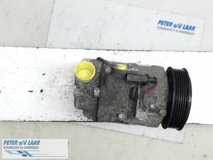 Usagé Compresseur de clim Volkswagen Polo IV (9N1/2/3) Prix € 50,00 Règlement à la marge proposé par Autodemontage van de Laar