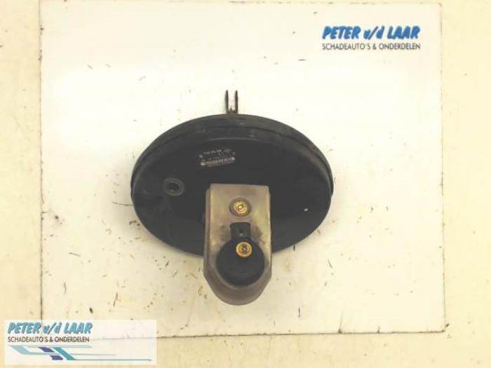 Usagé Servo frein Renault Scénic I (JA) 1.4 16V Prix € 80,00 Règlement à la marge proposé par Autodemontage van de Laar