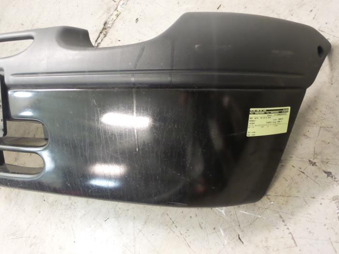 Front bumper from a Renault Twingo (C06) 1.2 1999