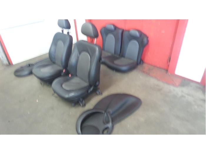 Set of upholstery (complete) from a Ford Ka I 1.3i 2007
