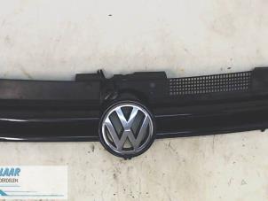 Used Grille Volkswagen Golf IV (1J1) 1.9 TDI Price € 25,00 Margin scheme offered by Autodemontage van de Laar