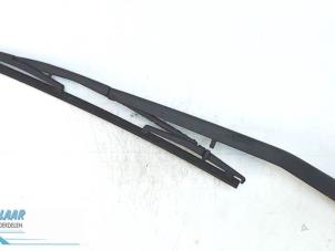 Used Rear wiper arm Fiat Punto II (188) 1.2 60 S 3-Drs. Price € 15,00 Margin scheme offered by Autodemontage van de Laar