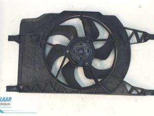 Used Cooling fans Renault Espace (JK) 2.2 dCi 150 16V Grand Espace Price € 50,00 Margin scheme offered by Autodemontage van de Laar