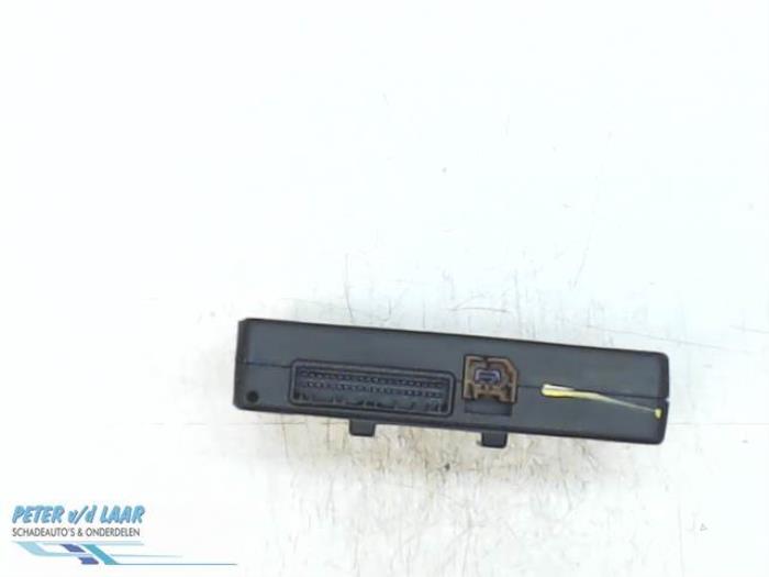 Usagé Module navigation Renault Twingo III (AH) 1.0 SCe 70 12V Prix € 100,00 Règlement à la marge proposé par Autodemontage van de Laar