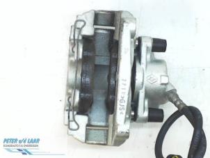 Usagé Etrier de frein avant droit Dacia Lodgy (JS) 1.2 TCE 16V Prix € 70,00 Règlement à la marge proposé par Autodemontage van de Laar