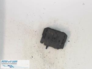 Used Parking brake mechanism Iveco New Daily III 40C13 Price on request offered by Autodemontage van de Laar