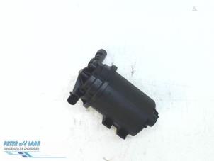 Gebrauchte Kraftstofffiltergehäuse Opel Zafira Mk.II (M75) 1.7 CDTI 16V Preis € 50,00 Margenregelung angeboten von Autodemontage van de Laar