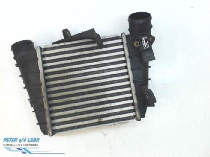 Usagé Intercooler Volkswagen Polo IV (9N1/2/3) Prix € 60,00 Règlement à la marge proposé par Autodemontage van de Laar