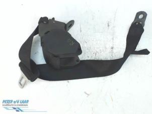 Used Rear seatbelt, right BMW 3 serie (E46/2C) Price € 50,00 Margin scheme offered by Autodemontage van de Laar