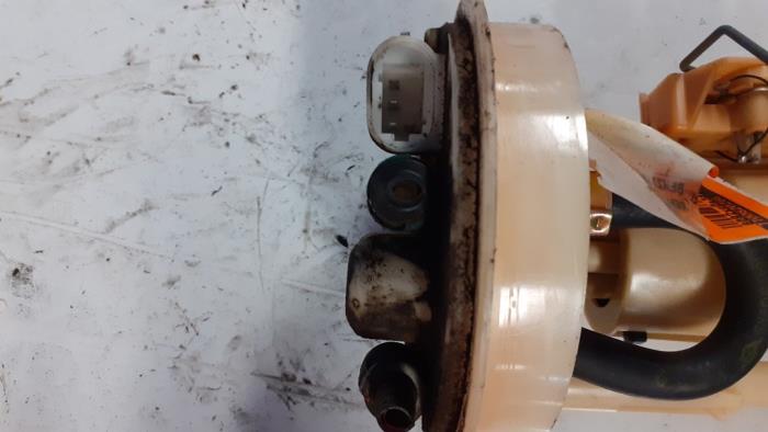 Gebrauchte Benzinpumpe Renault Twingo (C06) 1.2 SPi Phase I Preis € 35,00 Margenregelung angeboten von Autodemontage van de Laar