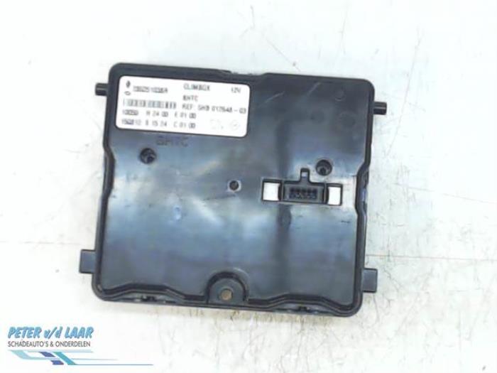 Gebrauchte Steuergerät Body Control Renault Megane IV (RFBB) 1.6 GT Energy TCe 205 EDC Preis € 70,00 Margenregelung angeboten von Autodemontage van de Laar
