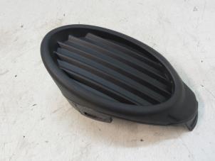 Used Bumper grille Ford Focus Price on request offered by Autodemontage van de Laar
