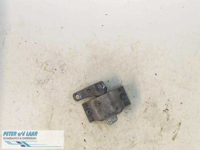 Gebrauchte Motorlager Audi A3 (8L1) 1.6 Preis auf Anfrage angeboten von Autodemontage van de Laar