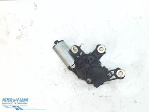 Used Rear wiper motor Skoda Fabia (6Y2) 1.4i 16V Price € 30,00 Margin scheme offered by Autodemontage van de Laar