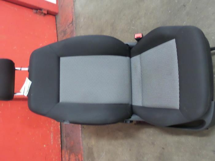 Seat, right from a Volkswagen Polo 2015