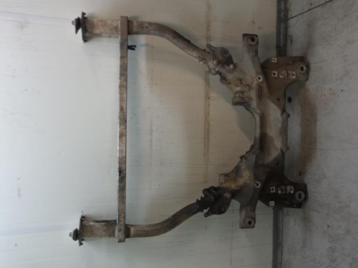 Usagé Faux châssis Peugeot 407 SW (6E) 2.0 HDiF 16V Prix € 150,00 Règlement à la marge proposé par Autodemontage van de Laar