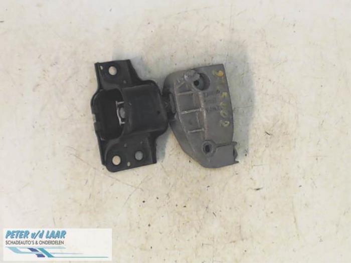 Used Engine mount Renault Kangoo/Grand Kangoo (KW) Price € 50,00 Margin scheme offered by Autodemontage van de Laar