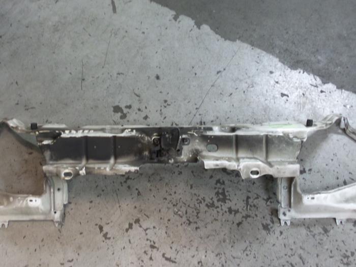 Używane Panel przedni Fiat Doblo Cargo (223) 1.3 D 16V Multijet Cena € 70,00 Procedura marży oferowane przez Autodemontage van de Laar