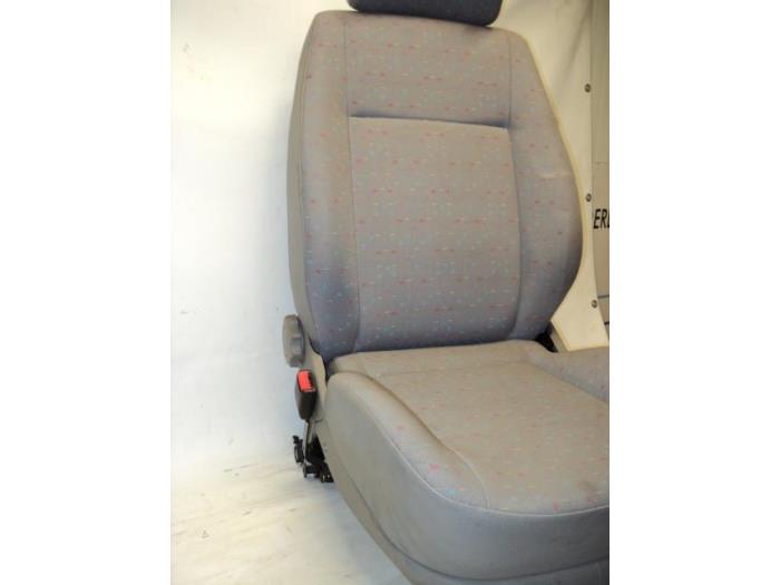 Seat, left from a Volkswagen Lupo 2001