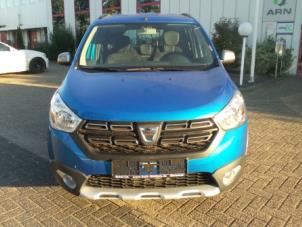 Used Frontscreen Dacia Lodgy (JS) 1.2 TCE 16V Price on request offered by Autodemontage van de Laar