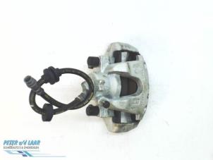 Used Front brake calliper, right Renault Clio IV (5R) 0.9 Energy TCE 90 12V Price € 50,00 Margin scheme offered by Autodemontage van de Laar