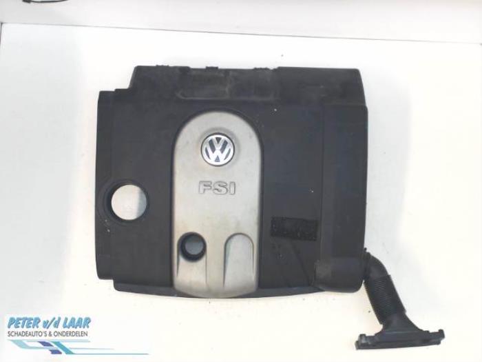 Air box from a Volkswagen Golf Plus (5M1/1KP) 1.6 FSI 16V 2005