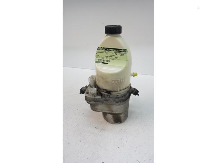 Power steering pump from a Opel Vectra C GTS 1.8 16V 2006