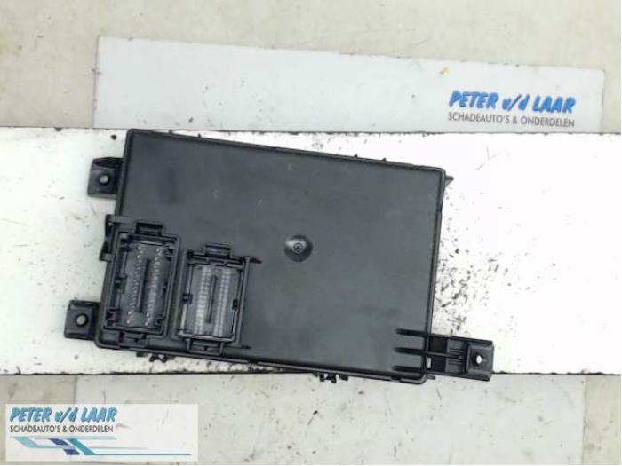 Fuse box from a Opel Corsa D 1.2 16V 2010