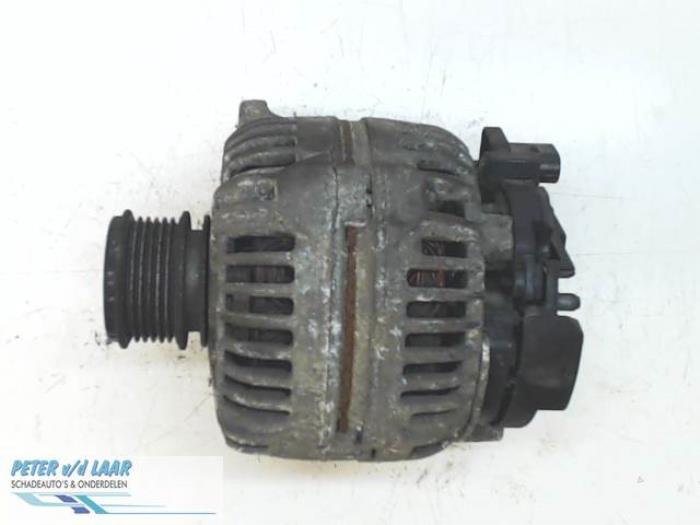 Begagnade Dynamo Volkswagen Sharan (7M8/M9/M6) Pris € 50,00 Marginaltabell erbjuds av Autodemontage van de Laar
