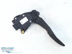 Used Accelerator pedal Nissan Micra (K14) 1.0 12V Price € 100,00 Margin scheme offered by Autodemontage van de Laar