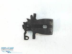 Used Rear brake calliper, right Opel Astra H SW (L35) 1.7 CDTi 16V Price € 50,00 Margin scheme offered by Autodemontage van de Laar