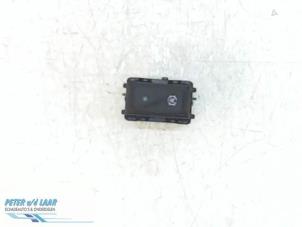 Used Switch Renault Master IV (EV/HV/UV/VA/VB/VD/VF/VG/VJ) 2.3 dCi 170 16V Price € 15,00 Margin scheme offered by Autodemontage van de Laar